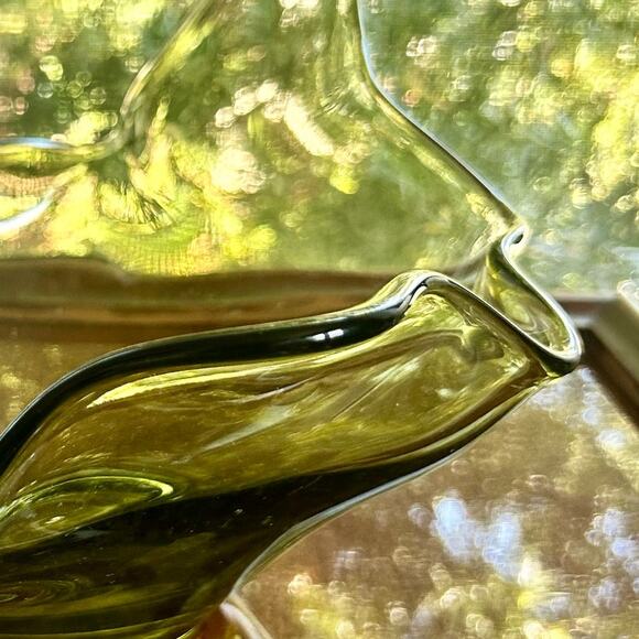 Vintage Viking Glass Handkerchief Bowl – Hand Blown Four-Point Art Glass - Picture 10 of 10